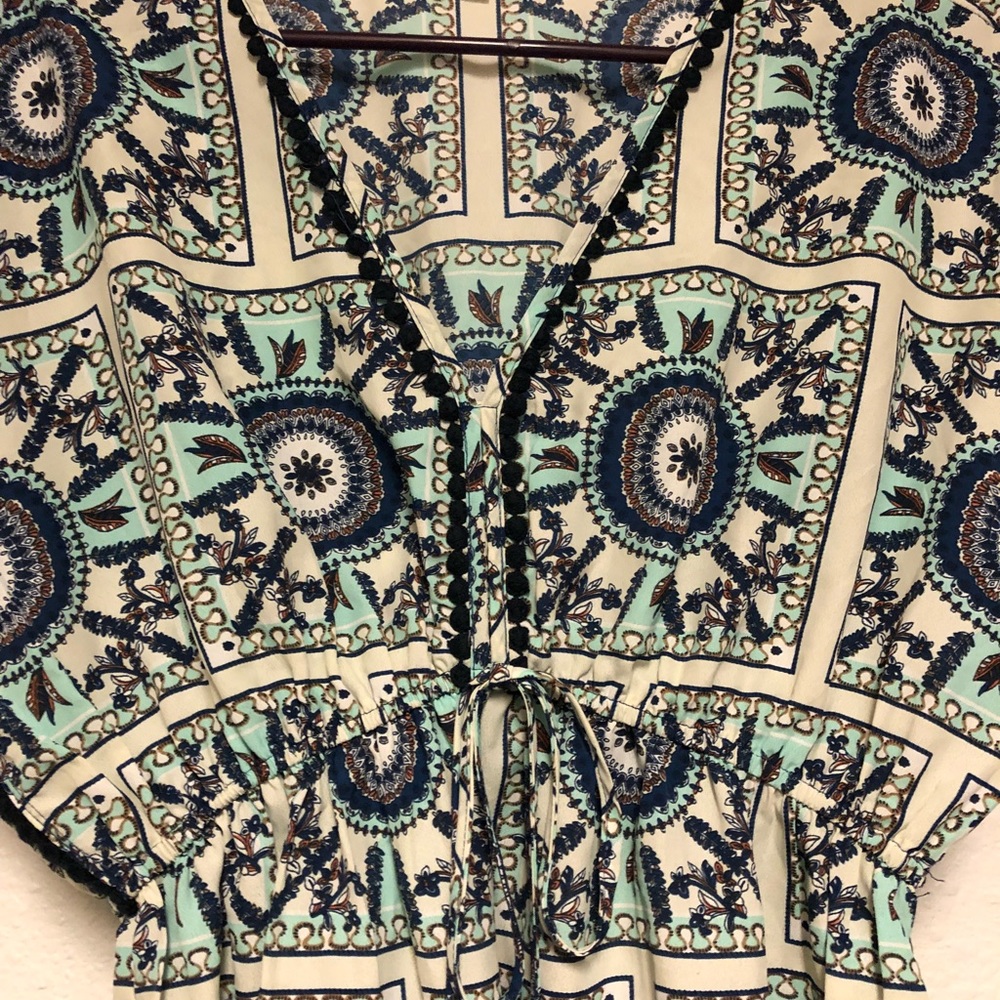 Daniel Rainn mini dress/cover up - Picture 2 of 5